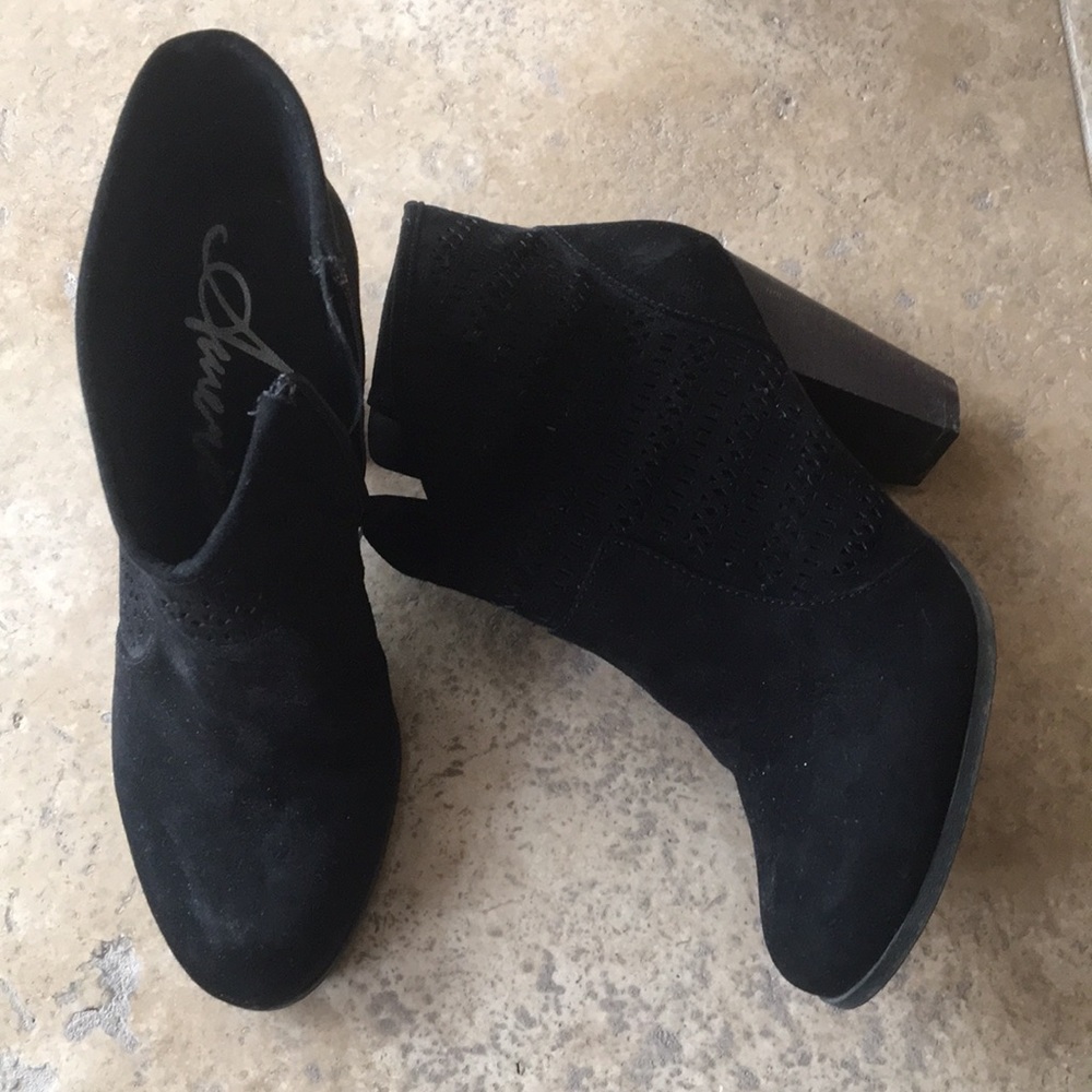 American Rag Booties Size 7.5